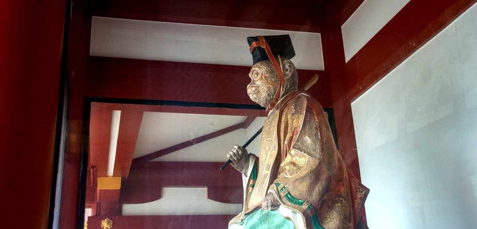 赤坂日枝神社 神様の使いの猿