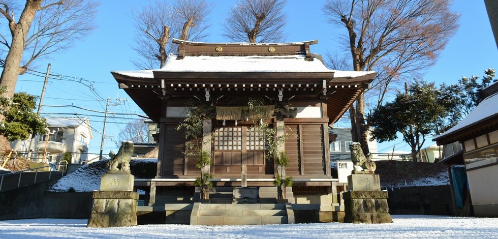 雪の健速神社　正面