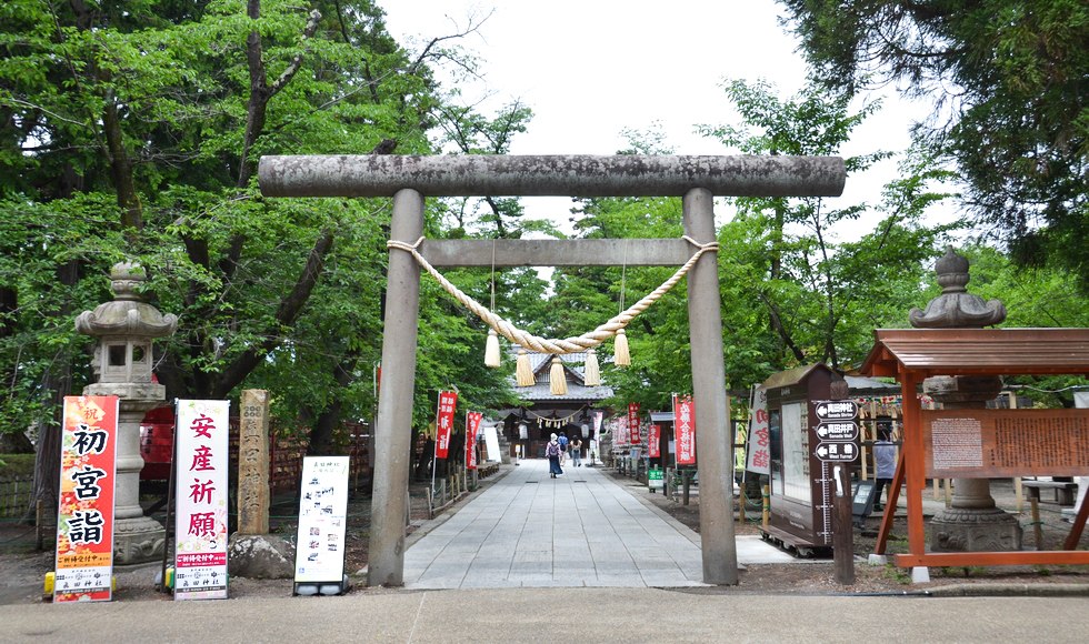 �^�c�_�Ђ̐_�l��